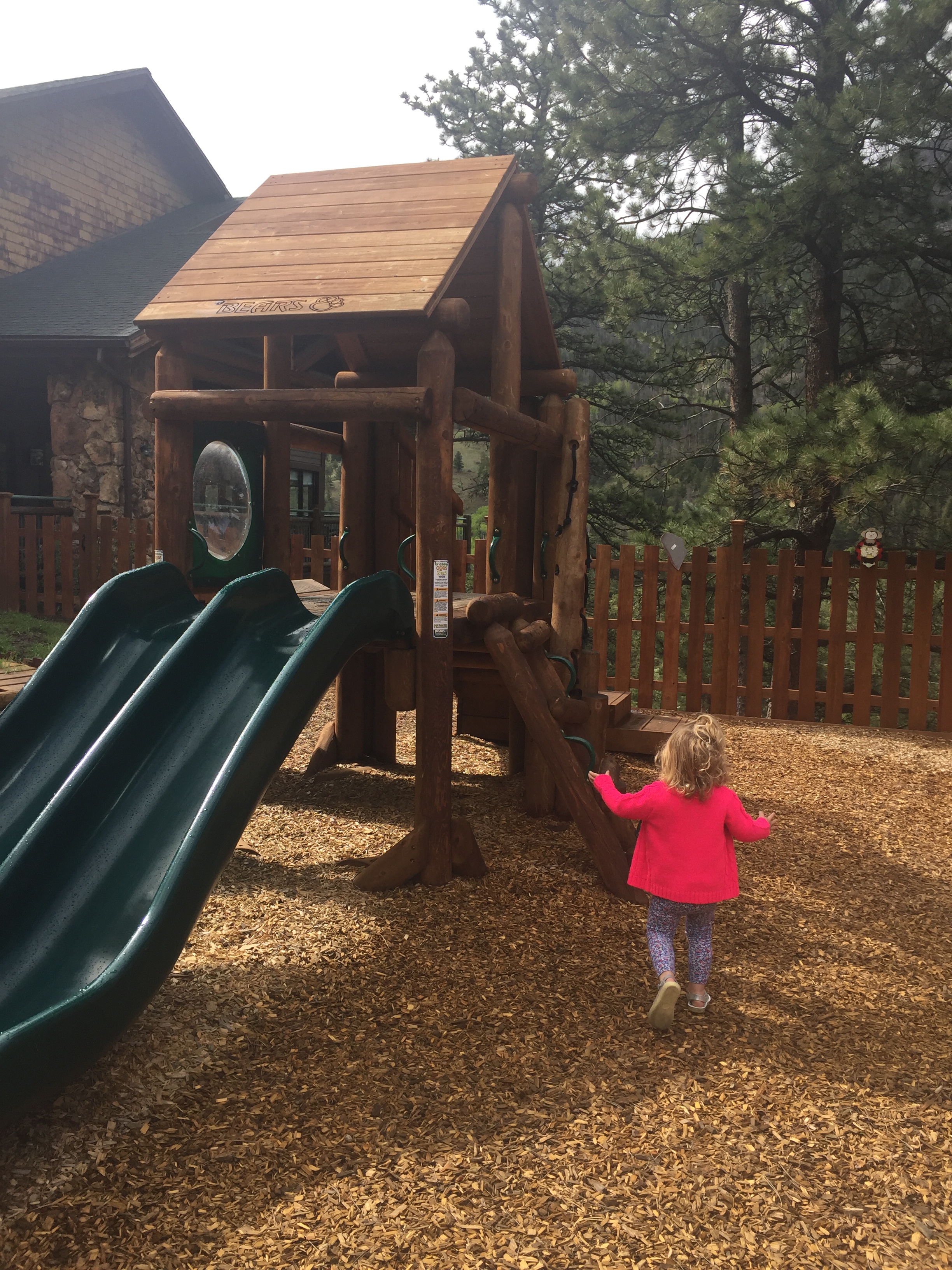 rocky mountain national park visitor center playground area