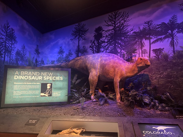 Garden of the Gods dinosaur exhibit