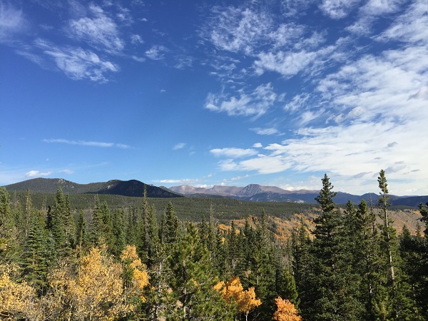 Autumn views in Rocky Mountain National Park