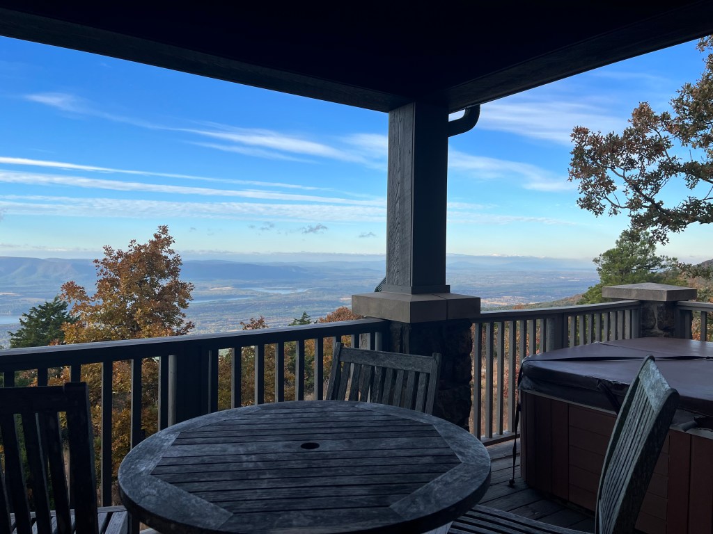 What is there to do at Mount Magazine State Park?